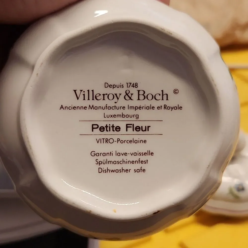 Villeroy & Boch Petite Fleur Sugar Bowl W/ Lid And Creamer Set